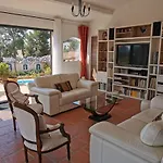 別荘 Val D'azur 2, With Pool, Sea View, Parking