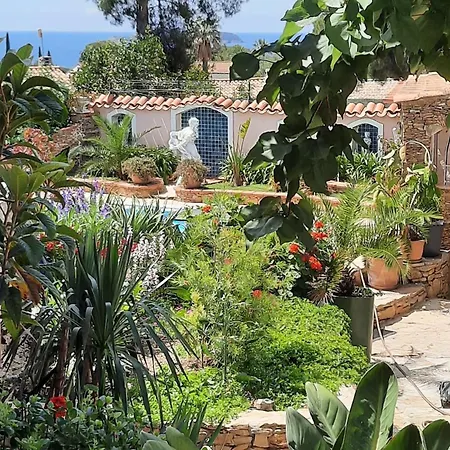 Casa vacanze Val D'azur 2, With Pool, Sea View, Parking *